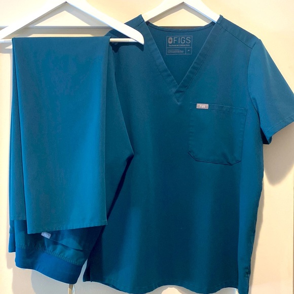 FIGS Teal Scrub Set - Picture 2 of 2